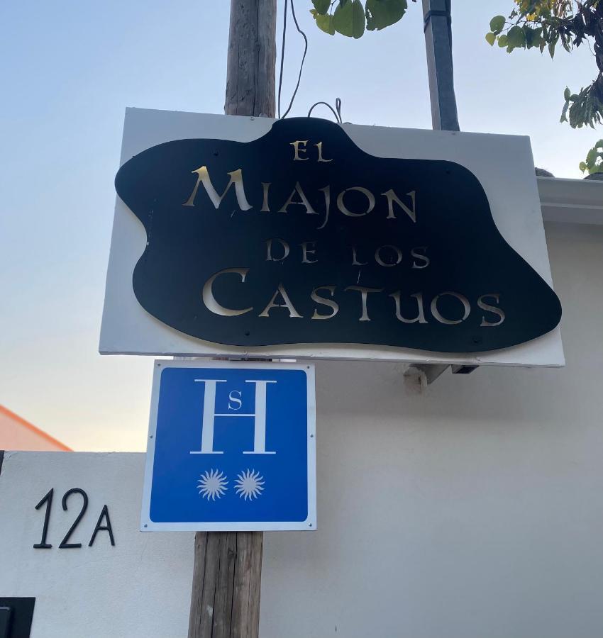Alojamiento El Miajon De Los Castuos Valdesalor Extérieur photo